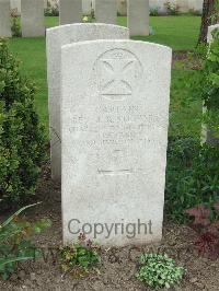 Bethune Town Cemetery - Stewart, The Rev. James Robert